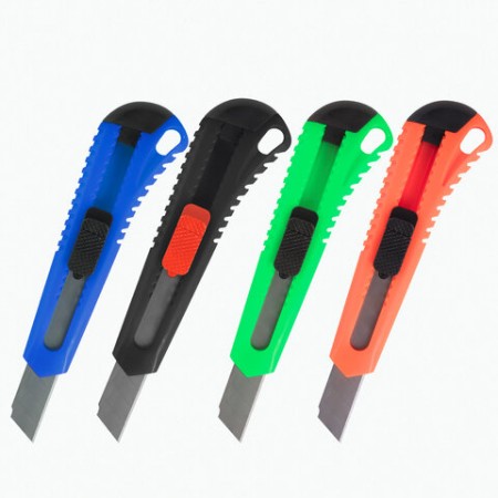 Нож канцелярский 18 мм BRAUBERG &quot;Classic&quot;, фиксатор, корпус ассорти, упаковка с европодвесом, 230917